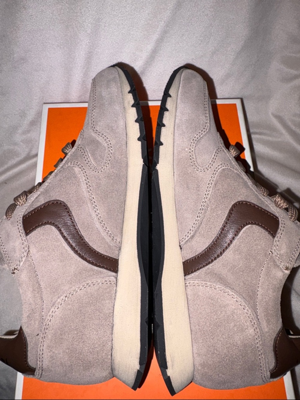 NWT VOILE BLANCHE JULIA Sneaker in Dove Dark Brown - Picture 15 of 16